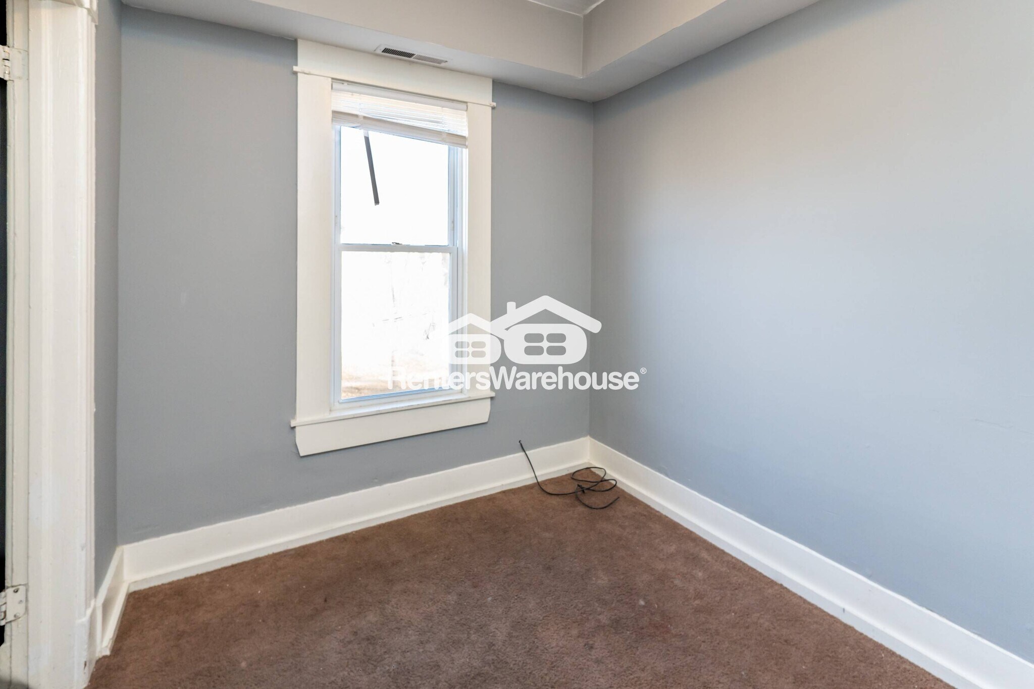 Building Photo - 568 N Farrington St