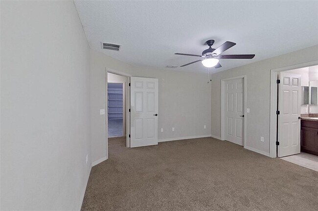 Building Photo - 13691 SW 43rd Cir