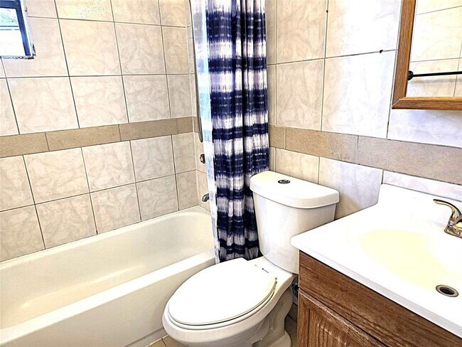 Building Photo - 9172 Orchid Dr