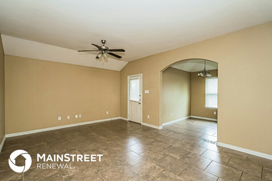 Building Photo - 2405 Galemeadow Dr