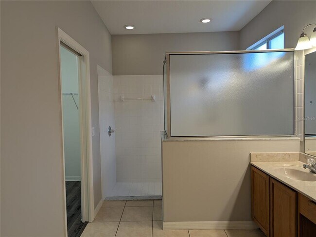 Building Photo - 9818 White Barn Way