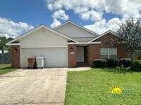 Building Photo - 2244 Ortega St