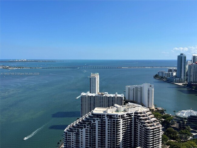 Primary Photo - 848 Brickell Key Dr