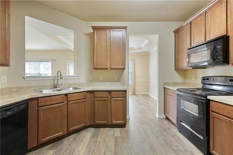 Building Photo - 302 Alcovy Way