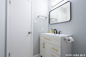 Building Photo - 5275 Meadow Rise St