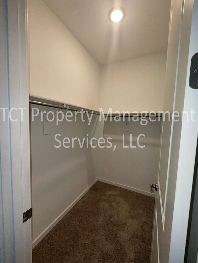Building Photo - Beautifully Updated San Tan Groves Home