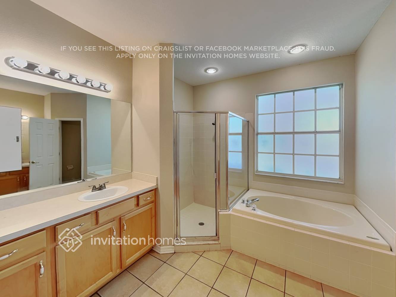 Building Photo - 7214 Colonial Lake Dr