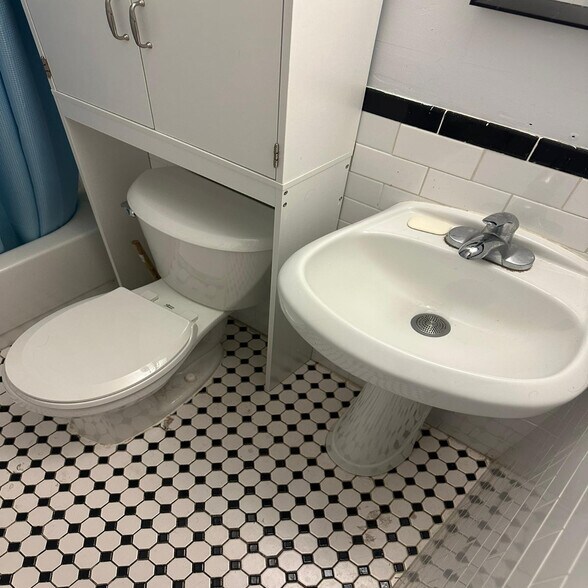 Building Photo - 277 Broadway