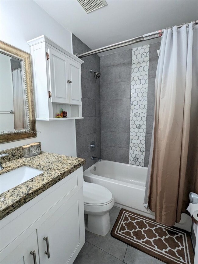 Building Photo - 8249 SW 149th Ct