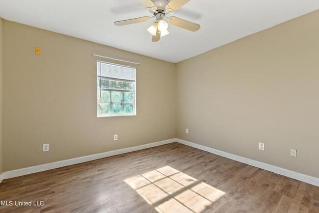 Building Photo - Beautiful 4/2 in Waveland, MS