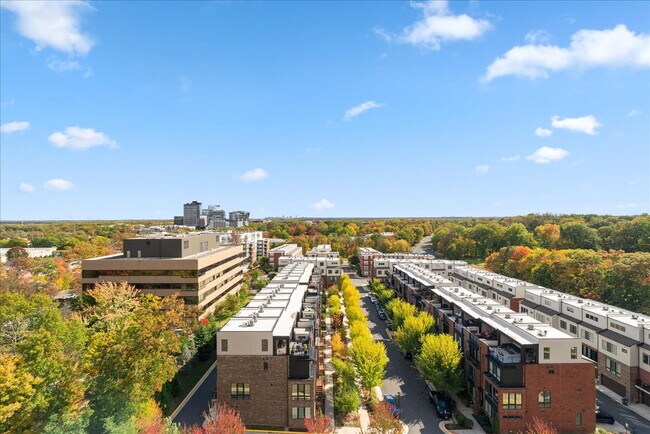 Building Photo - Stunning 9th-Floor Retreat at The Mercer