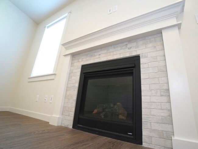 Building Photo - 3551 N Tansy Pl