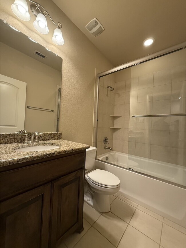 Building Photo - Come see this Townhome in such a great area.