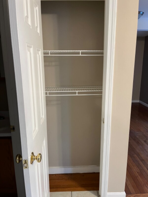 Building Photo - 90 Cushing St