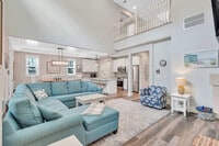 Building Photo - 36 Firethorn Ln