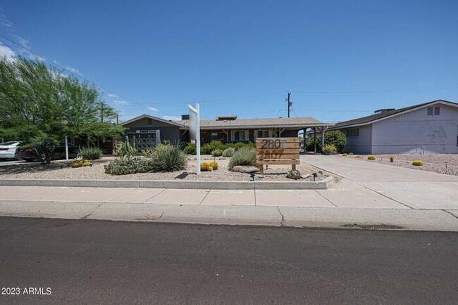 Building Photo - BEAUTIFUL Scottsdale Home