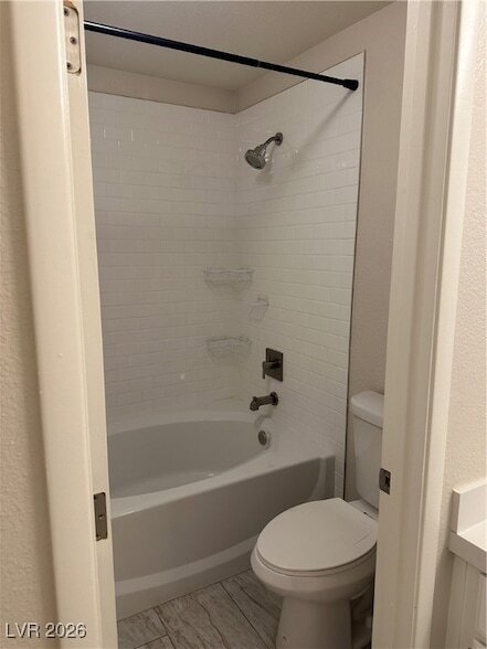 Building Photo - 2427 Cliffwood Dr