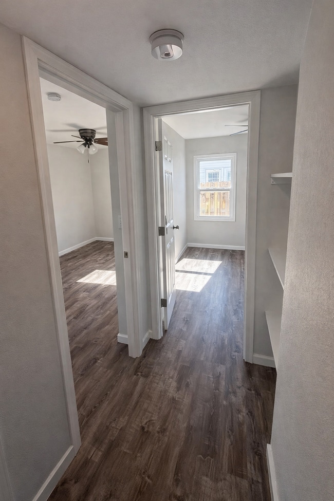 Building Photo - Beautifully updated home