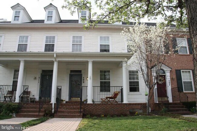 Building Photo - 509 Redland Blvd