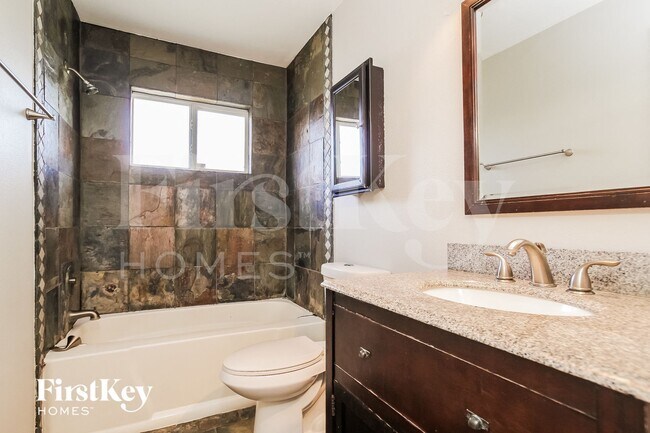 Building Photo - 21330 N Tangle Creek Ln