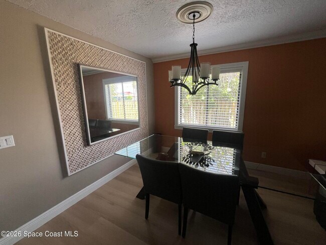 Building Photo - 190 Seawind Dr