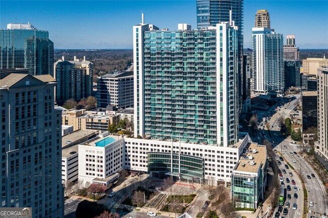 Building Photo - 3324 Peachtree Rd