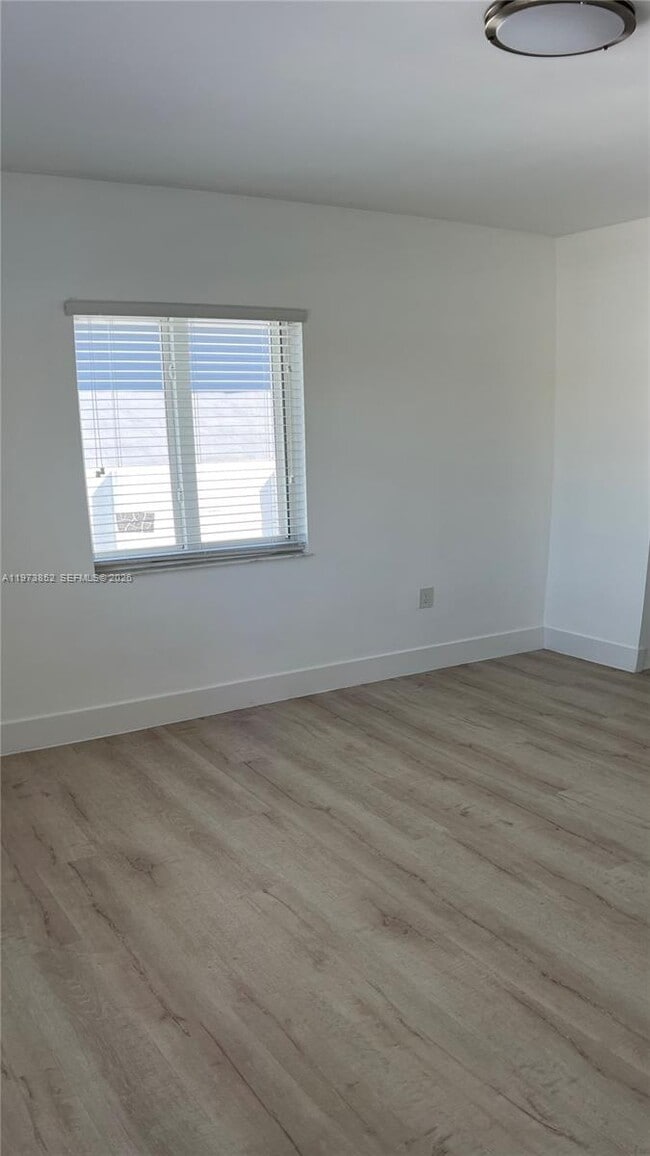 Building Photo - 2800 SW 25th St