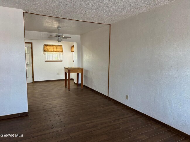 Building Photo - 5205 Flower Dr