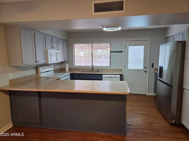 Building Photo - 18034 N 55th Ave