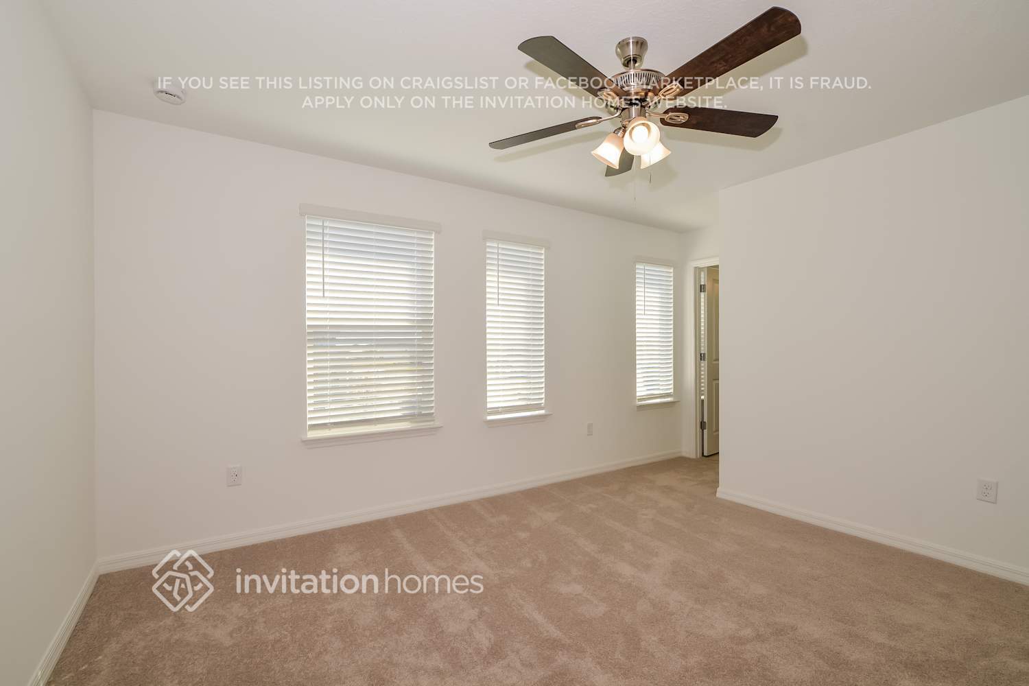 Building Photo - 5822 Sagebrush Aly