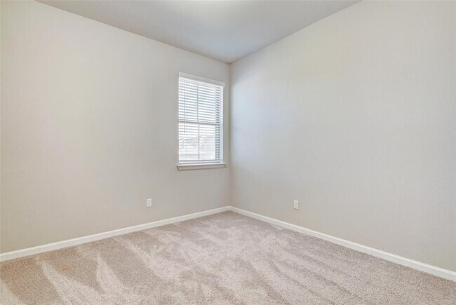 Building Photo - 2604 San Bautista Wy