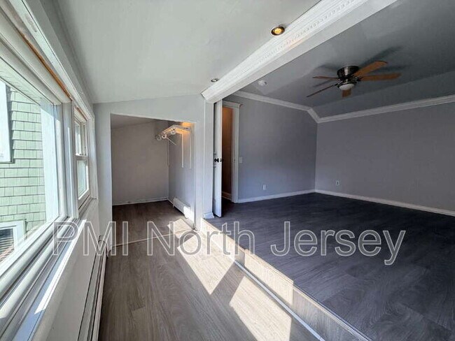 Building Photo - 227 Washington Ave