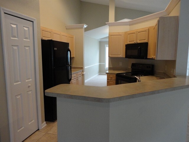 Building Photo - 4937 Whistling Pines Ct