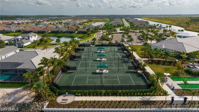 Building Photo - 12361 Canal Grande Dr