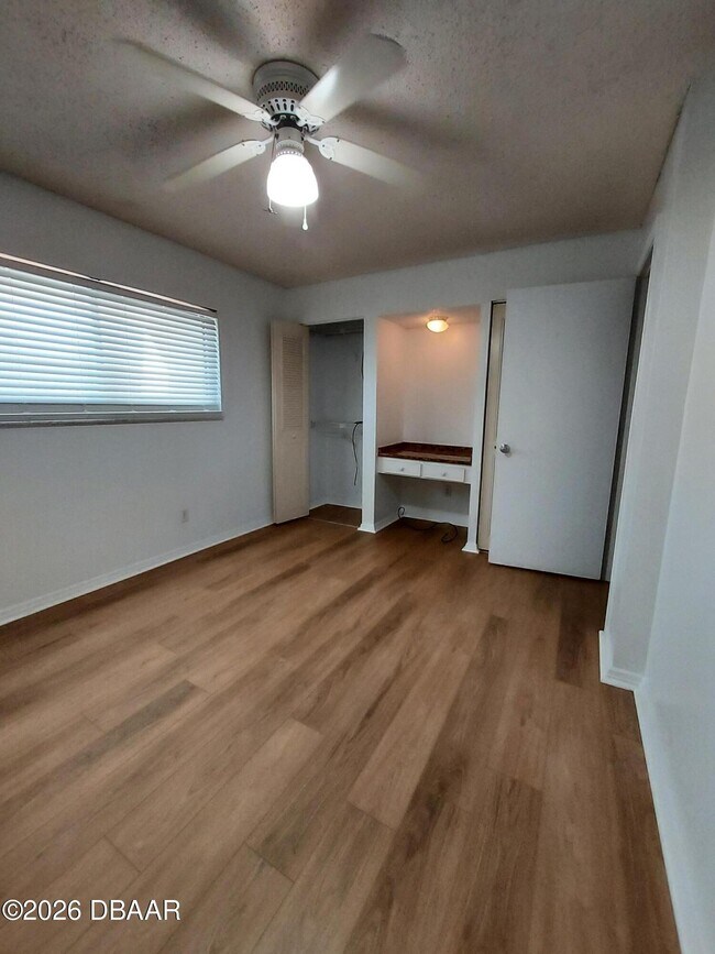 Building Photo - 55 Vining Ct