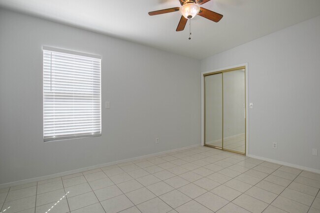 Building Photo - 4831 Jade Pl