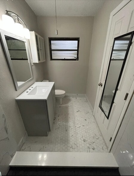 Building Photo - 1106 Banana River Dr