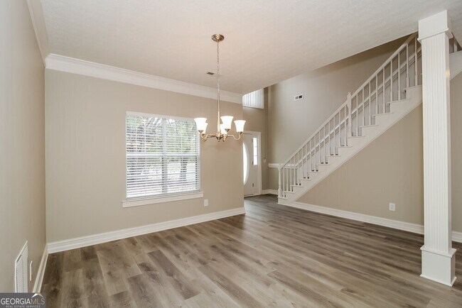 Building Photo - 355 Woodstream Dr