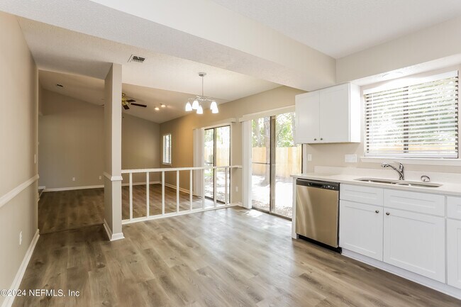 Building Photo - 4506 Whispering Inlet Dr