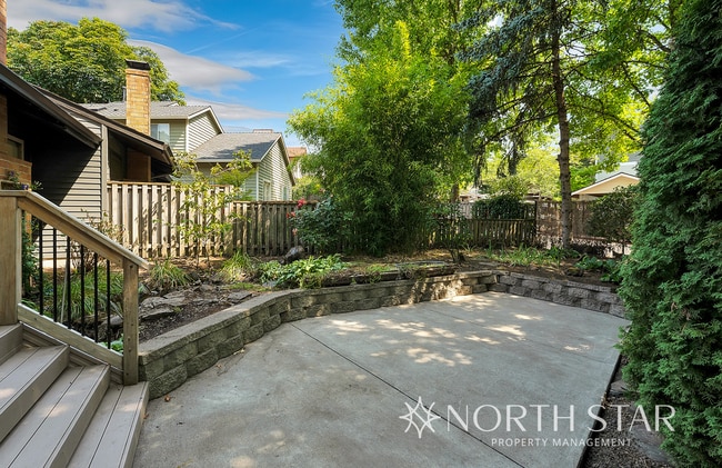 Building Photo - Total Remodel in Mt. Park near Westlake
