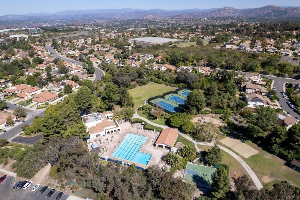 Building Photo - 15853 Windrose Way