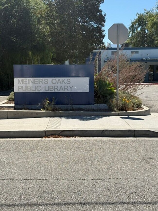 Building Photo - Quiet & Cozy Ojai (Meiner's Oaks) Cottage With Plenty Of Yard. Offers Gardening Possibilities Gal...