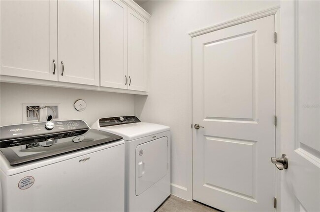 Building Photo - 879 Margaritaville Ave