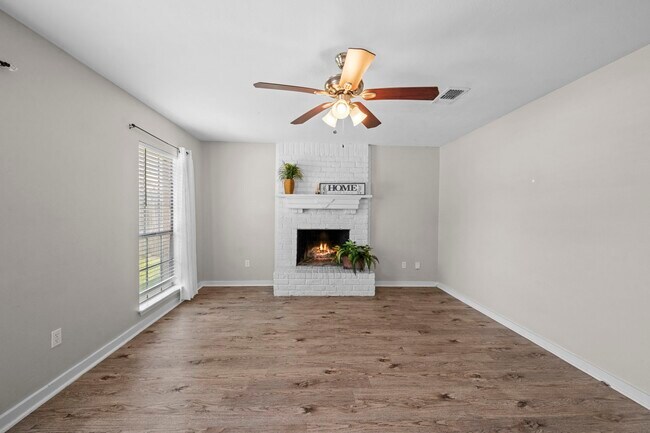 Building Photo - 16723 Running Quail Ct
