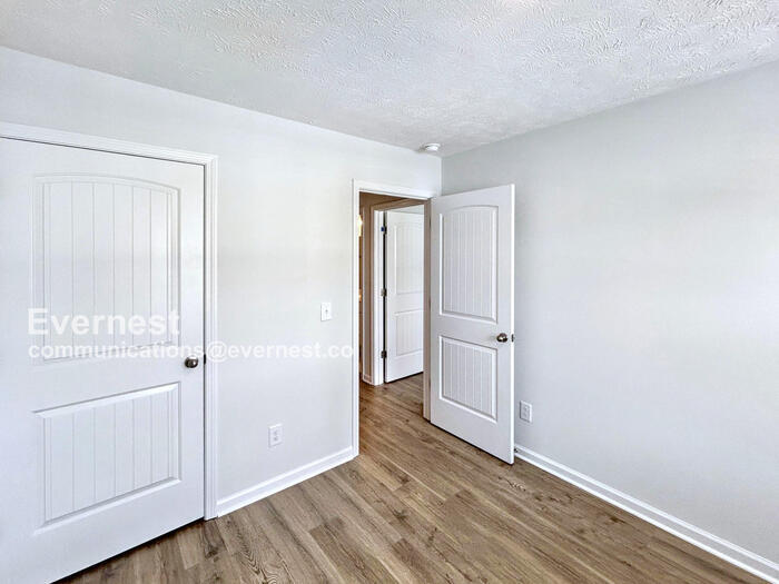 Building Photo - 227 Ansley Wy