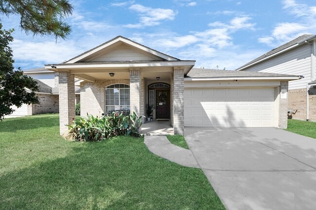 Building Photo - 20919 New Leaf Ct