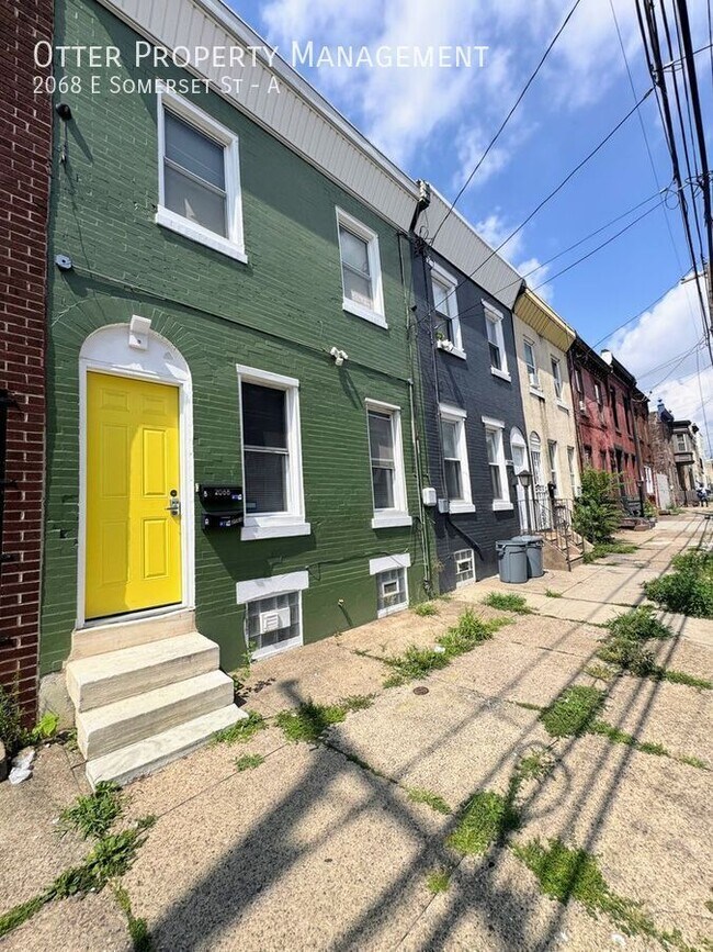 Building Photo - 2068 E Somerset St