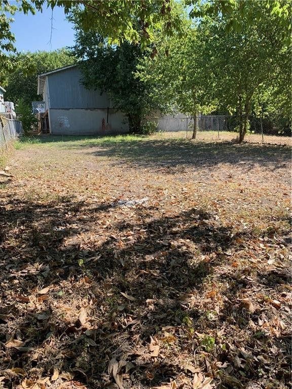 Building Photo - 5817 Spring Meadow Rd