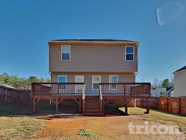 Building Photo - 312 Sequoia Dr