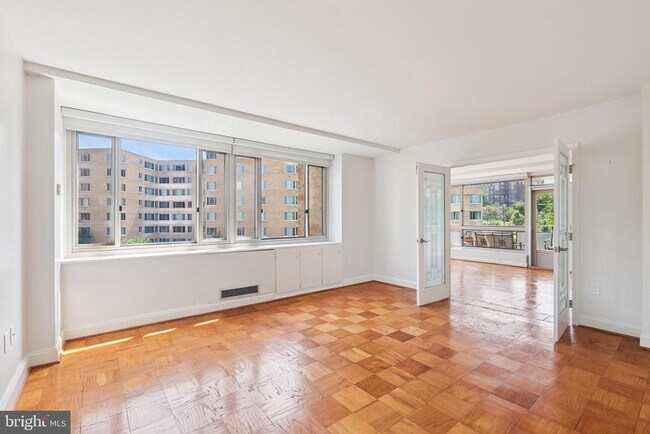 Building Photo - 4101 Cathedral Ave NW